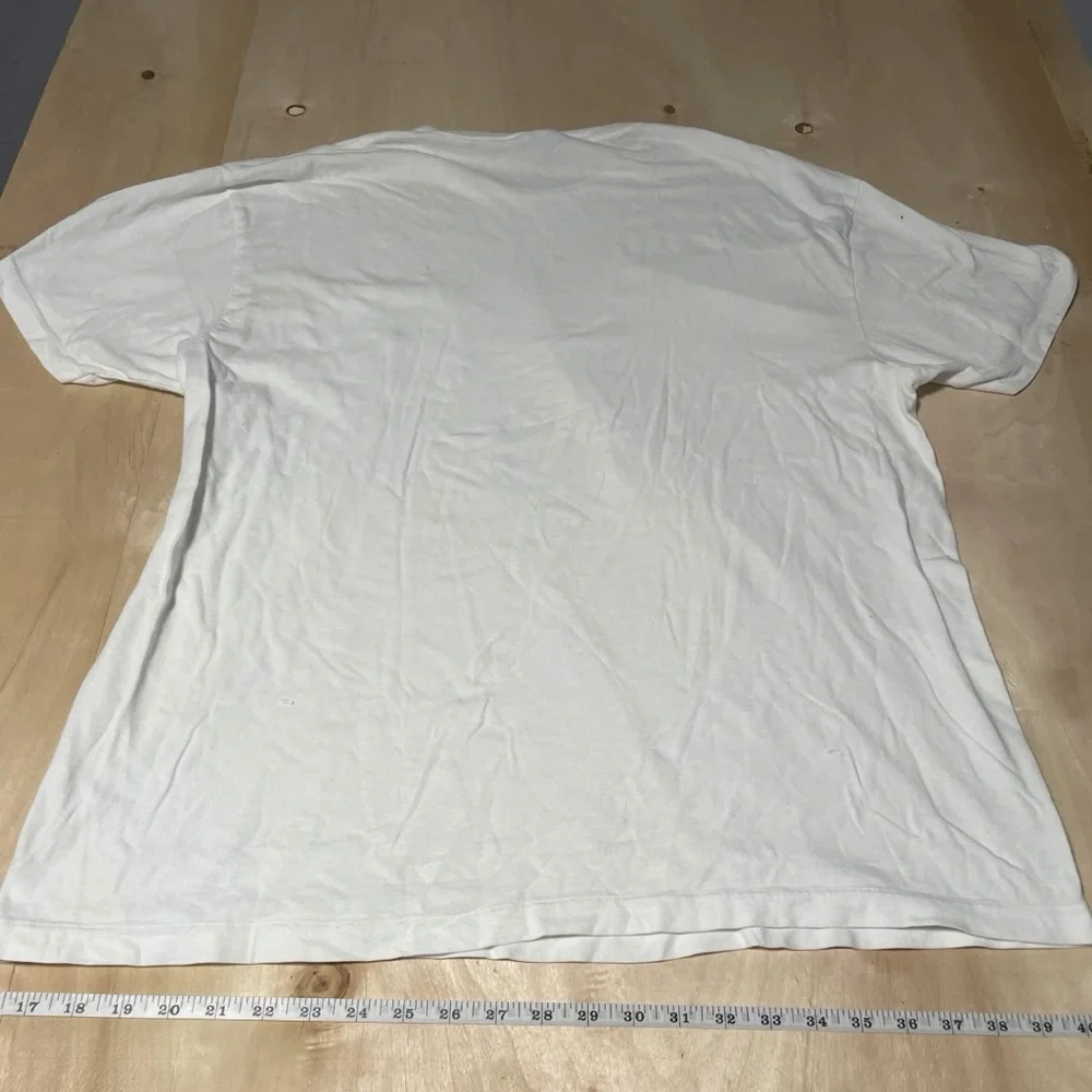 Large Ralph Lauren tee front pocket